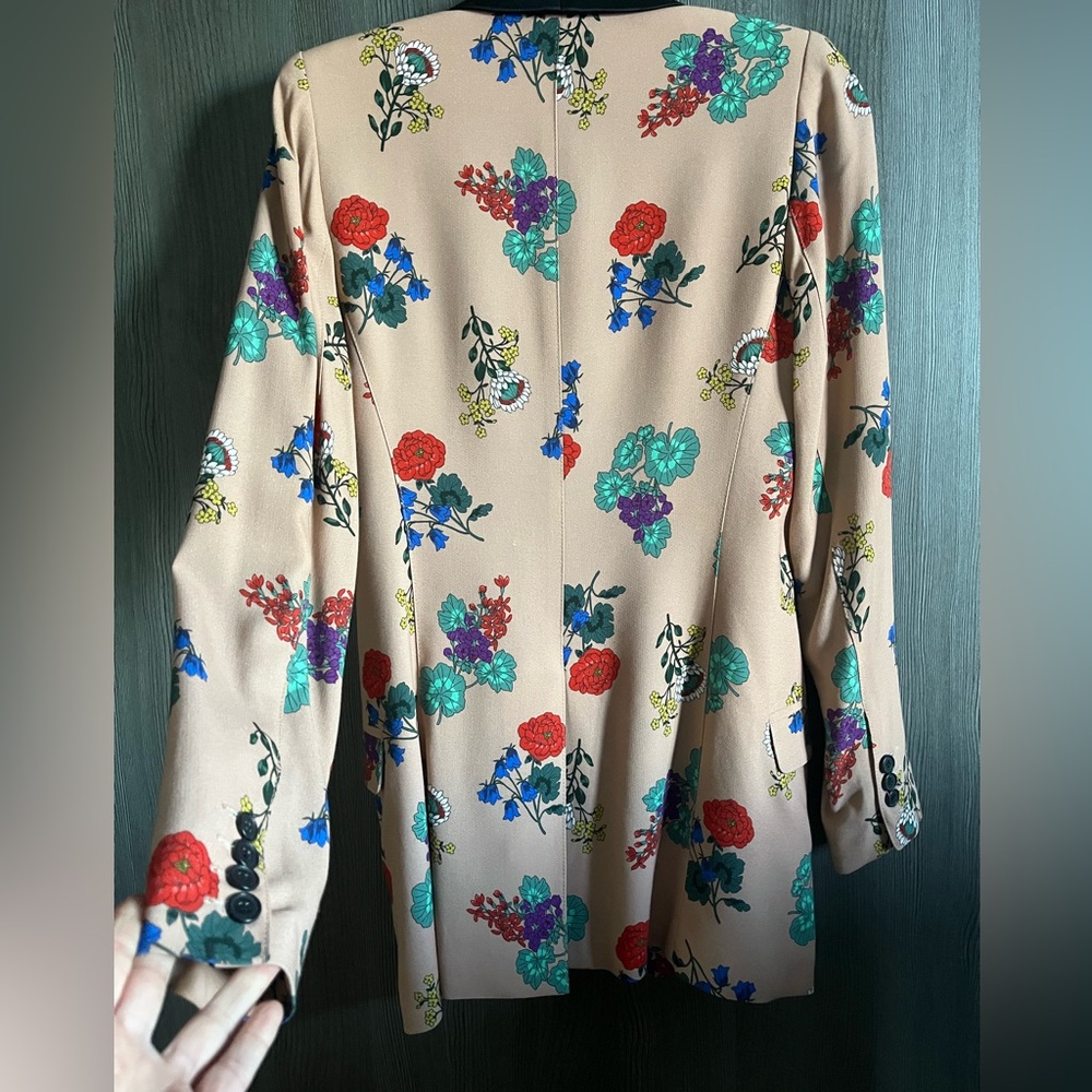 SMYTHE stunning floral tux blazer - Picture 3 of 11